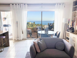 Vente
Appartement 3 pièces Parc Impérial NICE VUE MER Terrasse et Piscine