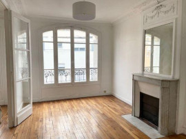 
                                                                                        Location
                                                                                         Appartement 3 pièces Paris 12 proche Bois