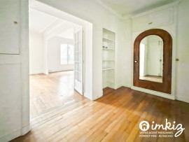 
                                                                                        Vente
                                                                                         Appartement 3 pièces Paris 17