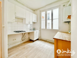 
                                                                                        Vente
                                                                                         Appartement 3 pièces Paris 17