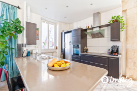 
                                                                                        Vente
                                                                                         Appartement 3 pièces - Préfecture