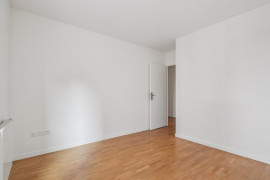
                                                                                        Vente
                                                                                         Appartement 3 pièces - Saint-Ouen