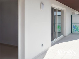 
                                                                                        Vente
                                                                                         Appartement 3 pièces spacieux plein sud