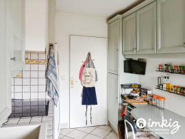 
                                                                                        Vente
                                                                                         Appartement 3 pièces, traversant, balcon, parking.