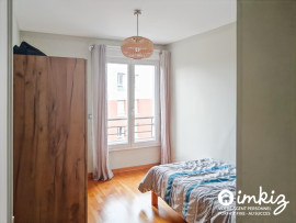 
                                                                                        Vente
                                                                                         Appartement 3 pièces, traversant, balcon, parking.