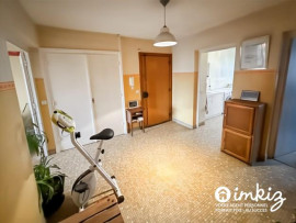 
                                                                                        Vente
                                                                                         Appartement 3 pièces traversant belle vue