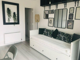 
                                                                                        Location
                                                                                         Appartement, 35m², 575€ - Bordeaux