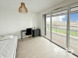 
                                                                                        Vente
                                                                                         Appartement 4 p.  grande terrasse vue Bassins