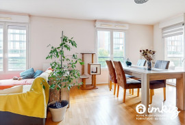 
                                                                                        Vente
                                                                                         Appartement 4 pièces