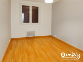 
                                                                                        Vente
                                                                                         Appartement 4 pièces