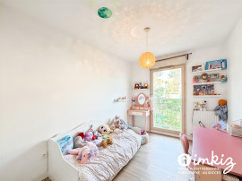 
                                                                                        Vente
                                                                                         Appartement 4 pièces