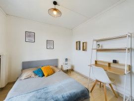 
                                                                                        Location
                                                                                         Appartement 4 pièces