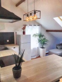 
                                                                                        Location
                                                                                         Appartement 4 pièces 72 m² Sermoise