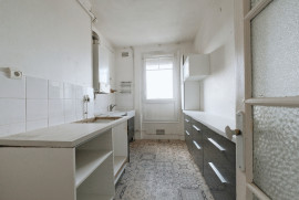 
                                                                                        Location
                                                                                         Appartement 4 pièces 95.59m² cave à la mairie