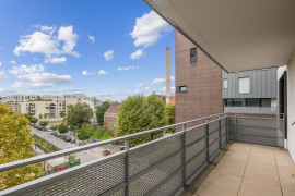 
                                                                                        Vente
                                                                                         Appartement 4 pièces avec balcon  - Saint-Ouen
