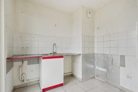 
                                                                                        Vente
                                                                                         Appartement 4 pièces avec balcon - Saint-Ouen