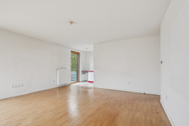 
                                                                                        Vente
                                                                                         Appartement 4 pièces avec balcon - Saint-Ouen
