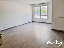 
                                                                                        Vente
                                                                                         Appartement 4 pièces, bien isolé, avec 2 terrasses