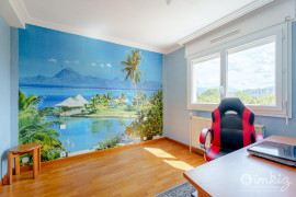 Vente
Appartement 4 pièces de 81m² avec vue dégagée