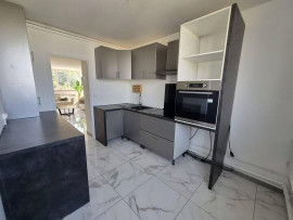 
                                                                                        Location
                                                                                         APPARTEMENT 4 PIÈCES - SAINT ÉTIENNE