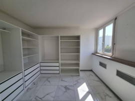 
                                                                                        Location
                                                                                         APPARTEMENT 4 PIÈCES - SAINT ÉTIENNE