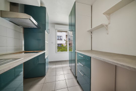 
                                                                                        Vente
                                                                                         Appartement 4 pièces - Suresnes