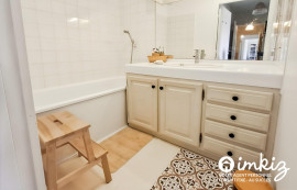 
                                                                                        Vente
                                                                                         Appartement 4 pièces, très bien situé, au calme