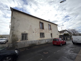 
                                                                                        Vente
                                                                                         Appartement 40m² – Divisé en 2 studios –