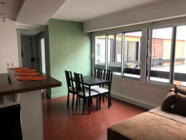 
                                                                                        Location
                                                                                         Appartement 42 m² calme 2ème étage place d'italie