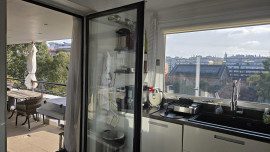 
                                                                                        Vente
                                                                                         Appartement  5 Pièces 3 Chambres - Surface 136 m2