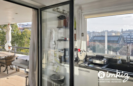 
                                                                                        Vente
                                                                                         Appartement  5 Pièces 3 Chambres - Surface 136 m2