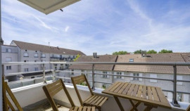 
                                                                                        Location
                                                                                         Appartement 5 pièces