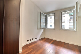 
                                                                                        Vente
                                                                                         Appartement 5 pièces