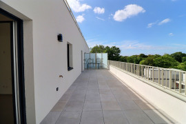 
                                                                                        Vente
                                                                                         Appartement 5 pièces