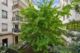 
                                                                                        Vente
                                                                                         Appartement 5 pièces avec balcon - Suresnes