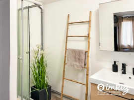 Vente
                                                                                Appartement 5 pièces traversant lumineux - Rénové