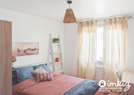 Vente
                                                                                Appartement 5 pièces traversant lumineux - Rénové
