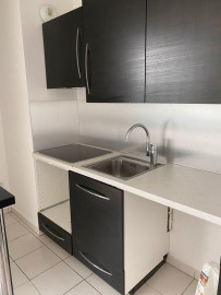 
                                                                                        Location
                                                                                         Appartement 50m2, bon état à proximité de la Gare