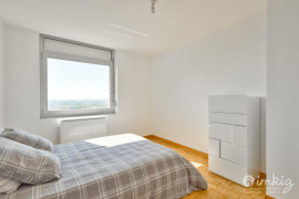 
                                                                                        Vente
                                                                                         Appartement 6 pièces