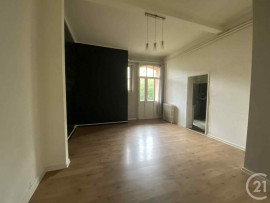 
                                                                                        Location
                                                                                         appartement