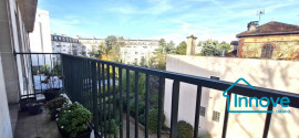 Vente
Appartement 7 pièces coeur de Versailles