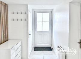 
                                                                                        Vente
                                                                                         Appartement 70m2 + Jardin privé 120m2 (RARE)