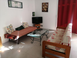 
                                                                                        Location
                                                                                         Appartement 90m2 meublé standing et piscine
