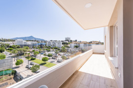 
                                                                                        Vente
                                                                                         Appartement à Albatros