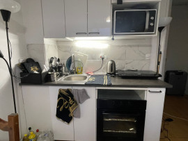 
                                                                                        Location
                                                                                         Appartement à au coeur du 18 arrondissement de Paris (loyer tout inclus)