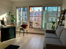 
                                                                                        Location
                                                                                         Appartement à louer - Plaine Monceau