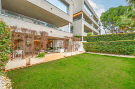 
                                                                                        Vente
                                                                                         Appartement à Royal Banus