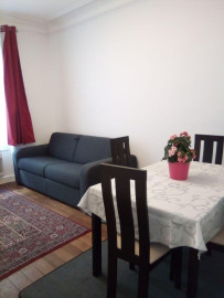 
                                                                                        Location
                                                                                         Appartement à Saint-Mandé