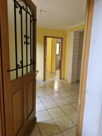 
                                                                                        Location
                                                                                         Appartement au coeur du village de Montlegun.