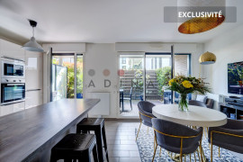 
                                                                                        Vente
                                                                                         Appartement avec Extérieur Plein Sud